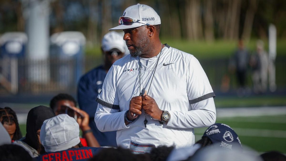 Howard Bison at Temple Owls Football