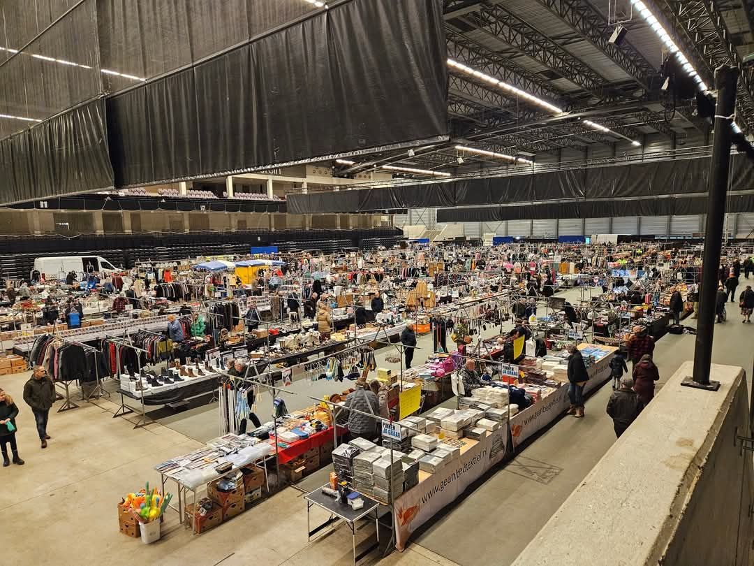 snuffelmarkt tennishal vijfkamplaan eindhoven