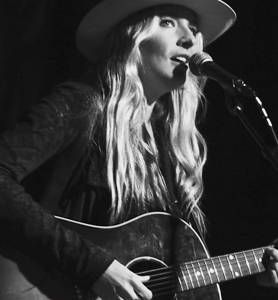Holly Williams