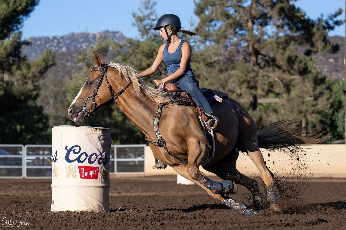 Barrel Racing 