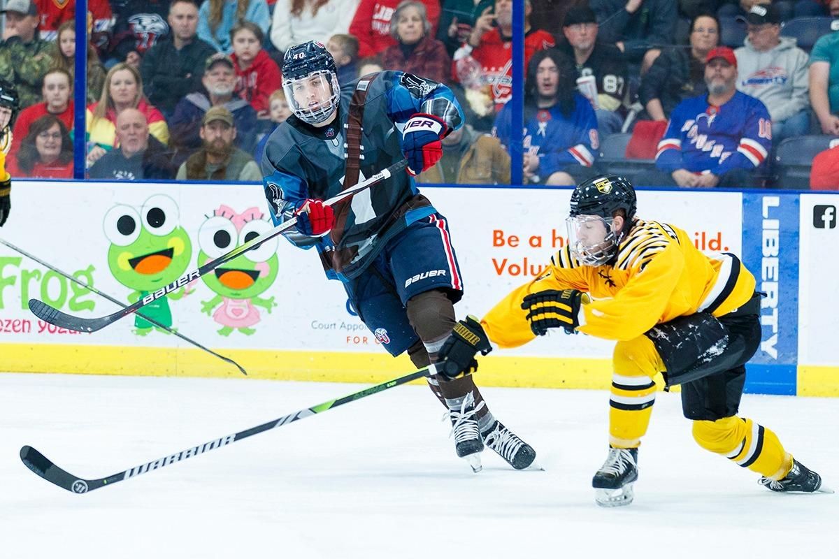 Parking Adrian College Bulldogs at Liberty Flames Mens Hockey