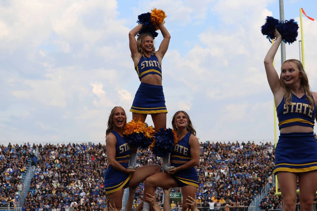 SDSU Cheerleading Skills Clinic