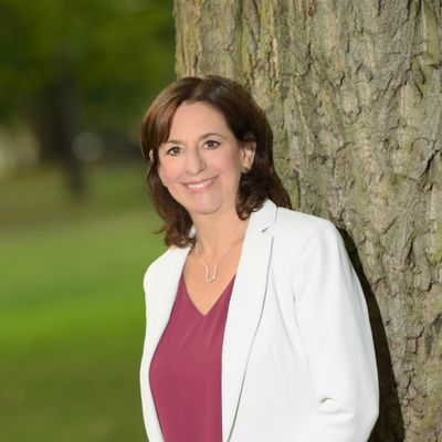 Elaine Kachala, Children's STEAM Author