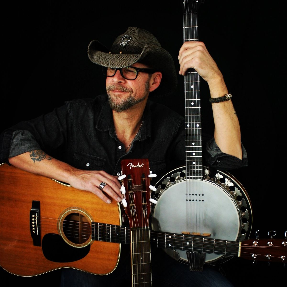 Thursday Night Music Series - Lyle Ronglien