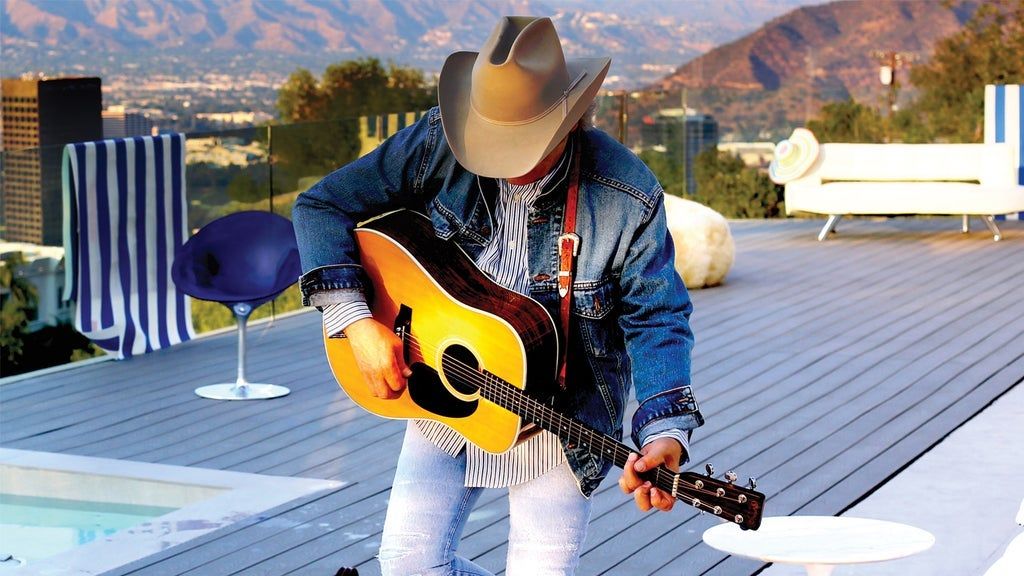 Dwight Yoakam w\/ The Mavericks