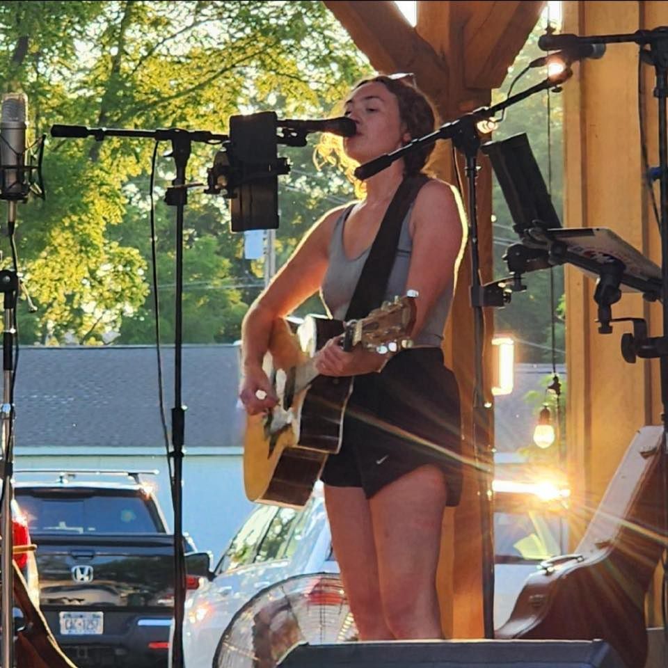 Grace DeWitt at Birdhouse Brewing Co.