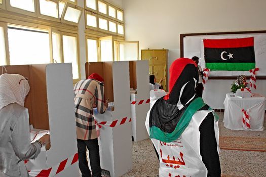 Libye : la poudre et les urnes. Le chaos libyen \u00e0 l\u2019heure des \u00e9lections