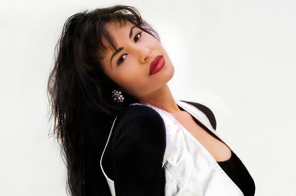 Listening Party: A Celebration of Selena \ud83c\udf39 (Mini Market & Prizes)