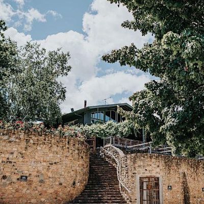 Feathertop Winery