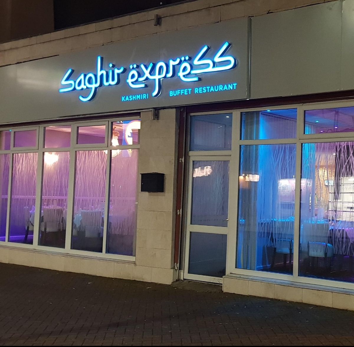 Curry & Clairvoyance Evening at Saghir Express Longton with Medium David Barber 