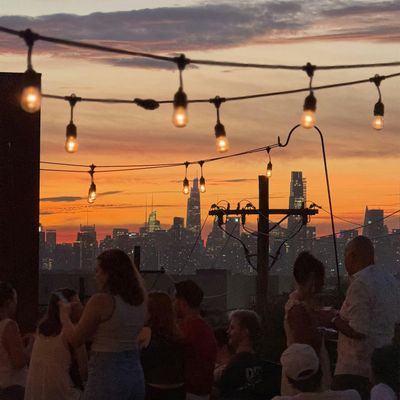 Vacations Bar & Rooftop