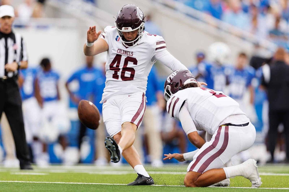 Eastern Kentucky Colonels vs. West Georgia Wolves