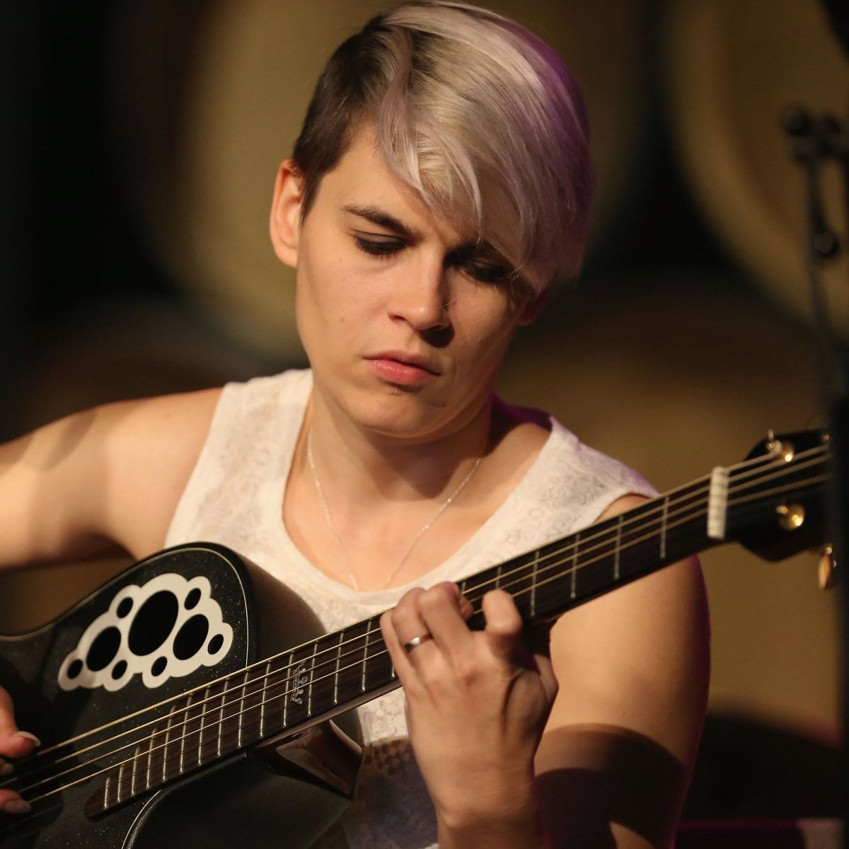 Kaki King at The Rialto Theatre Raleigh