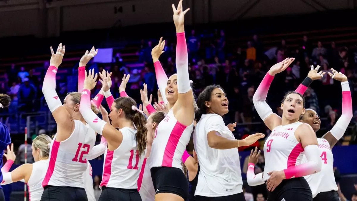 Washington Huskies at SMU Mustangs Womens Volleyball at Moody Coliseum