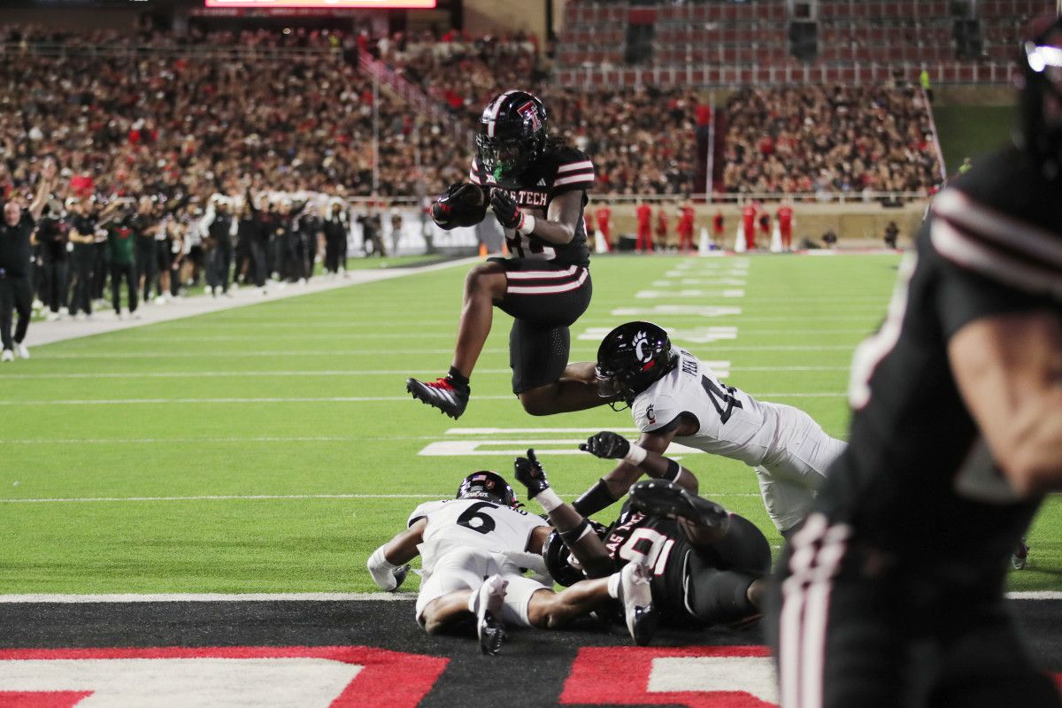 Cincinnati Bearcats vs. Baylor Bears