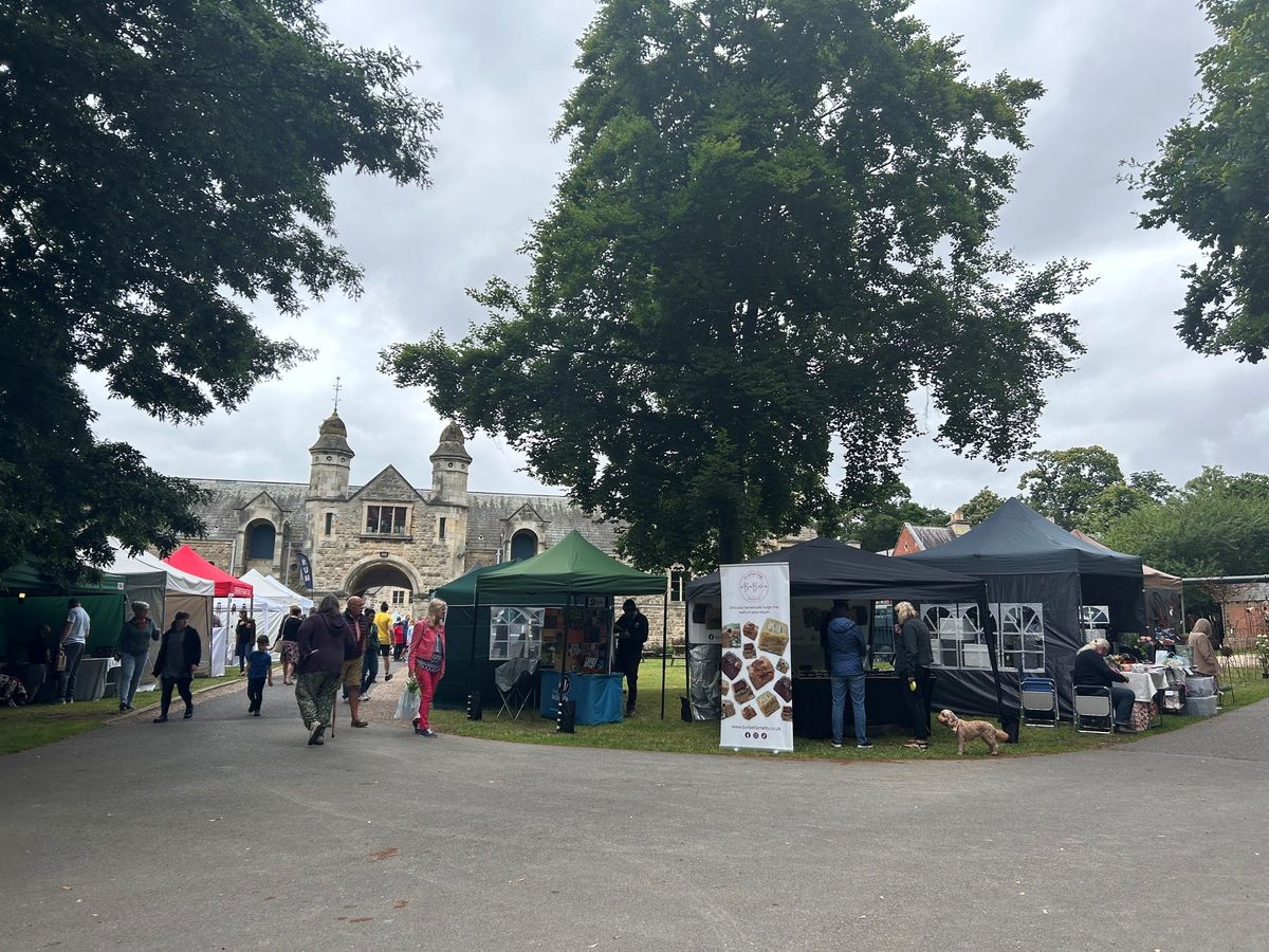 Courtyard Makers Market 