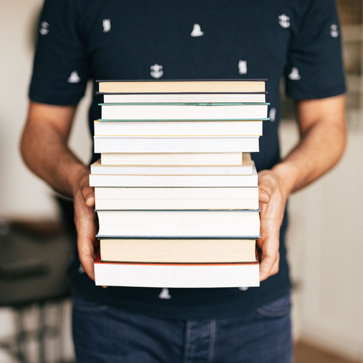 AK Bell Library Booksale