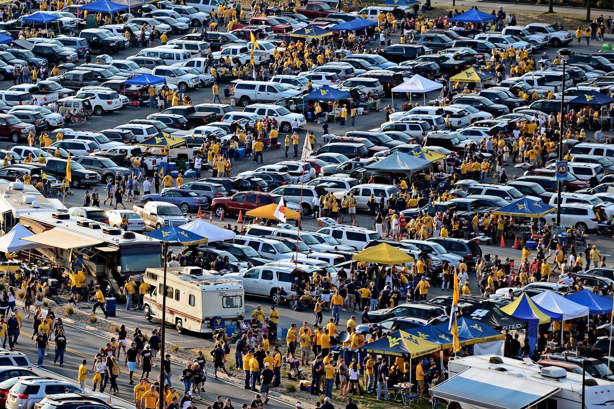 Parking West Virginia Mountaineers at Kansas Jayhawks Football