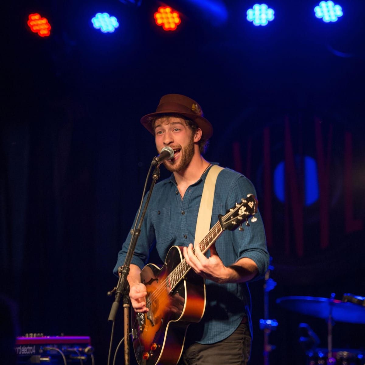 Andrew Belle at Johnny Brendas