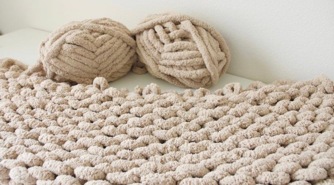 Chunky Knit Blanket Workshop at Bedford Event Center