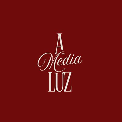A Media Luz