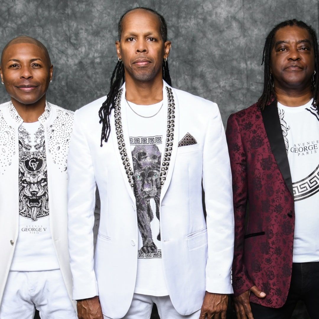 Serpentine Fire - A Tribute To Earth  Wind & Fire