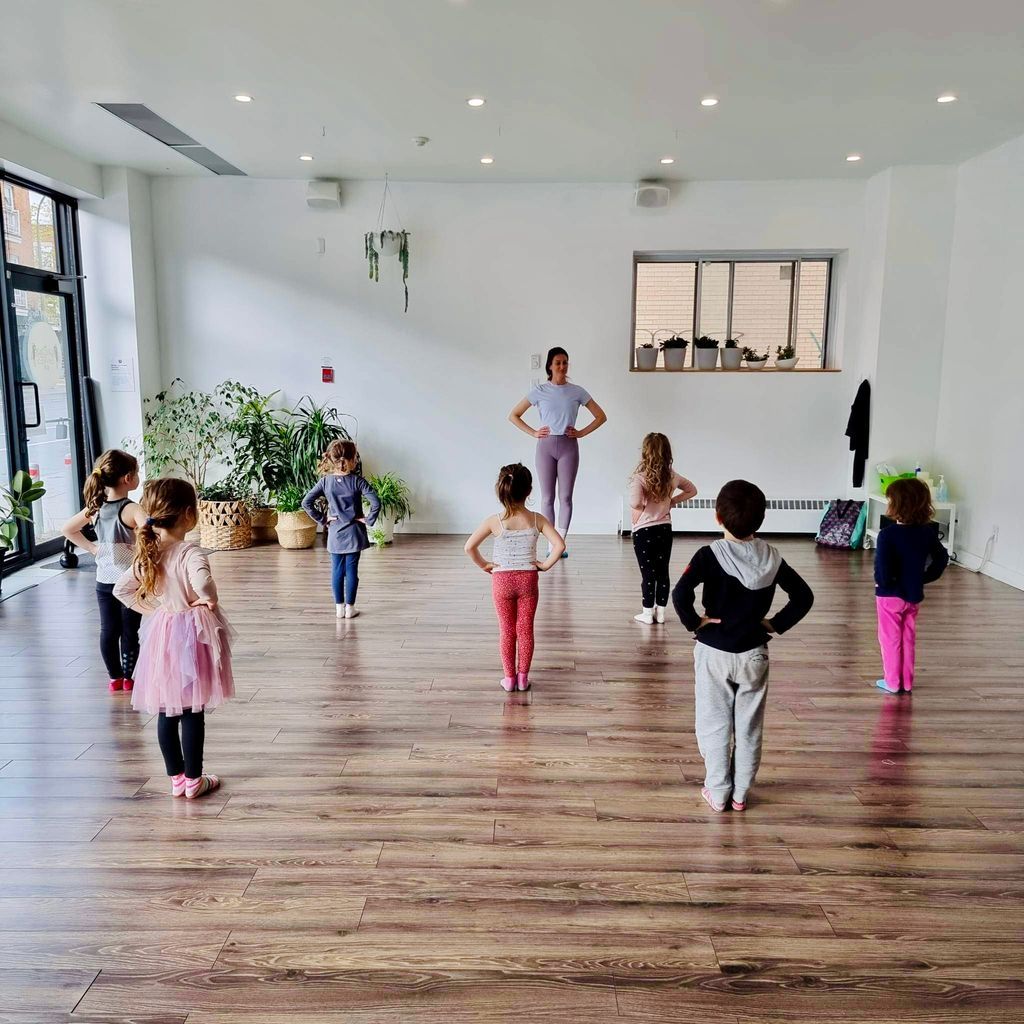 Danse parent-enfant (18 mois \u00e0 4 ans)