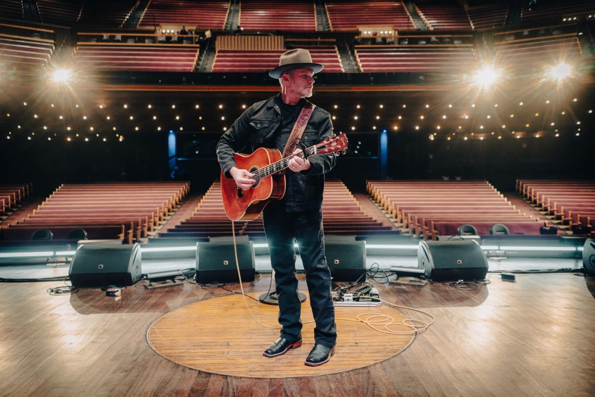 Jason Eady (21+)