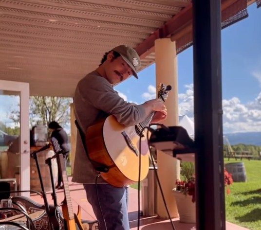 Cider Saturday w\/ The Rooftop Rambler