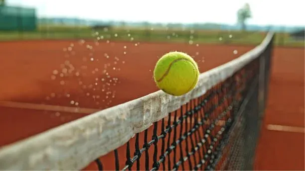 Sunday Tennis 9-10 . Happy daylight savings time !
