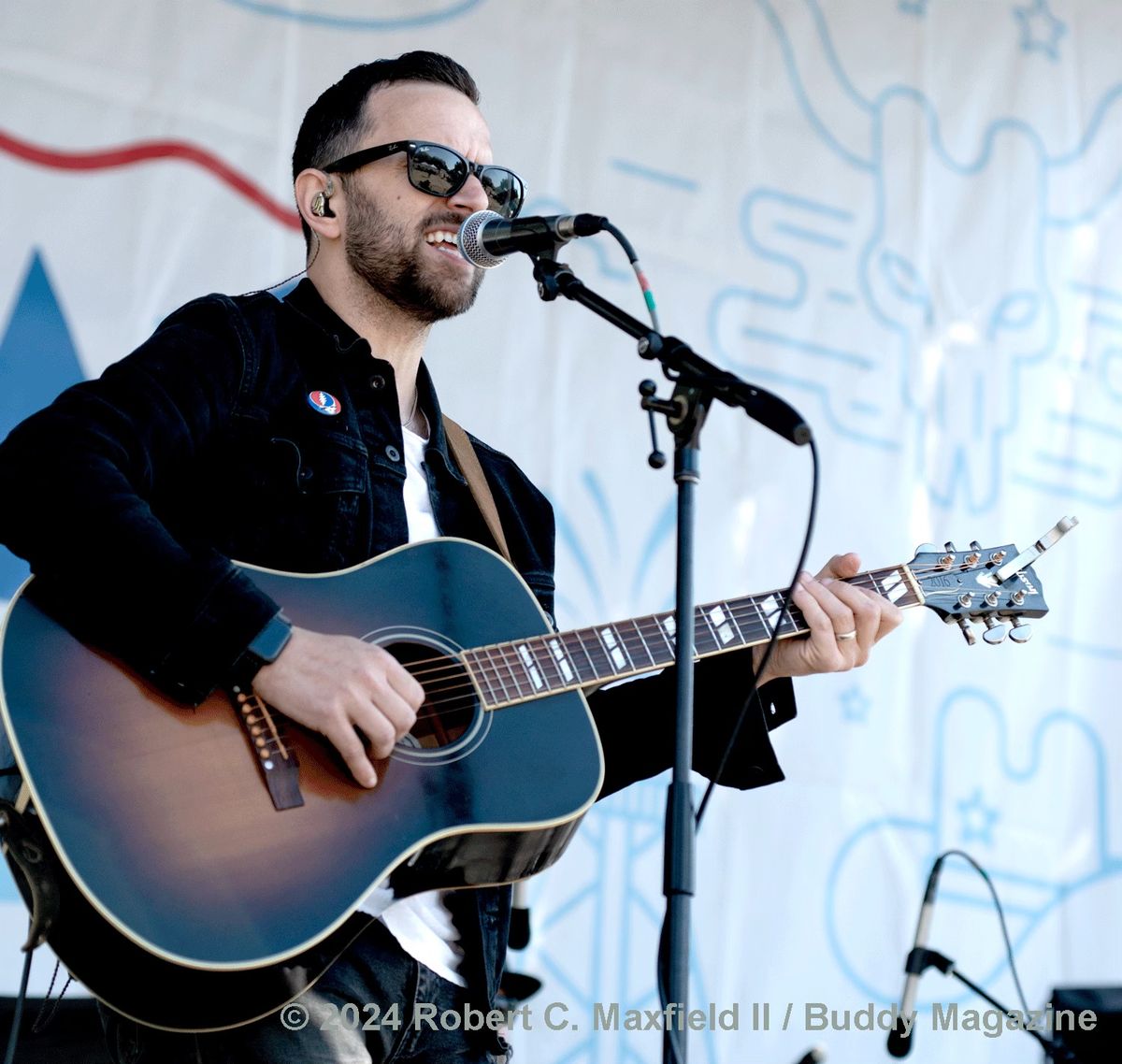 Justin Tipton & The Triomakers at McCall Plaza - Plano, TX