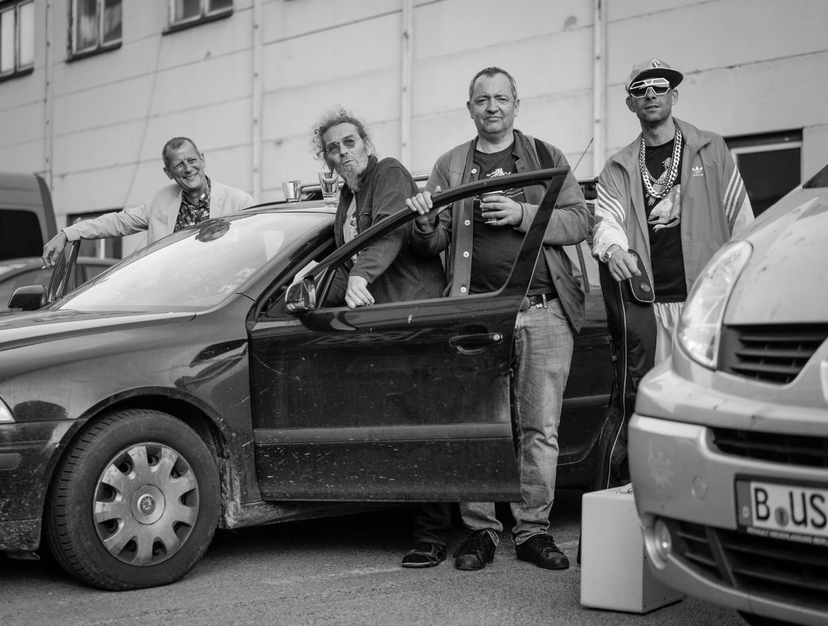 Rainald Grebe & Die Kapelle der Vers\u00f6hnung - Die BAND