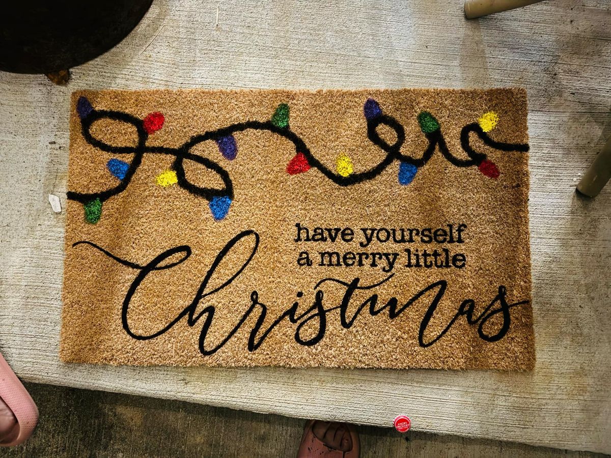 Paint a Christmas Mat with us