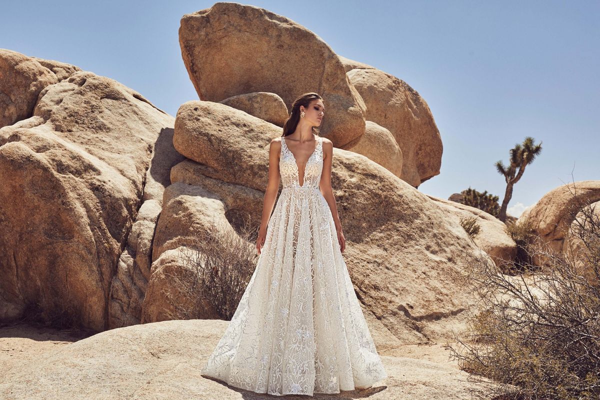 May Madness ~ Wedding Gowns 50-70% off