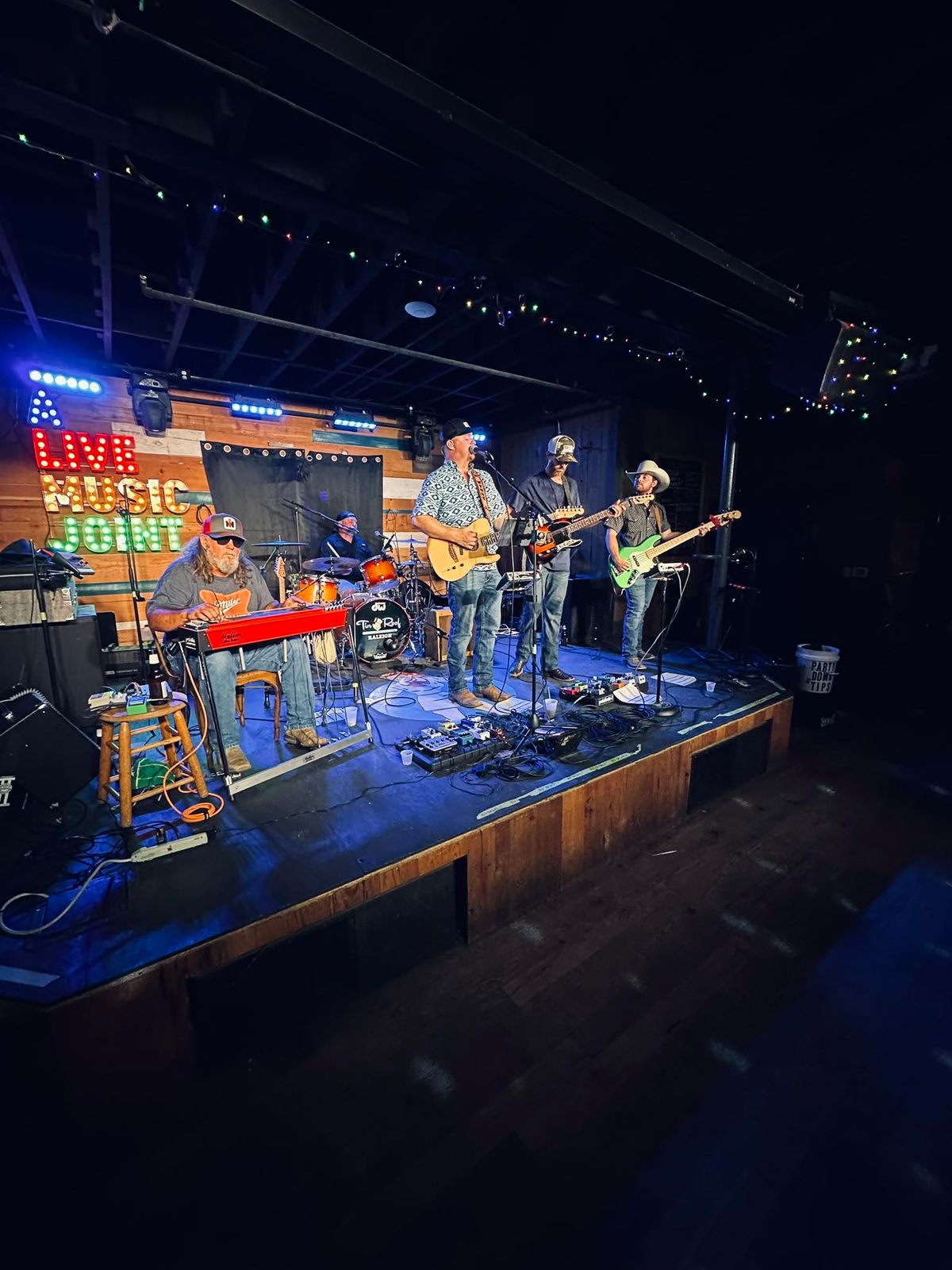 Outlaw 6 Band @ Tin Roof Raleigh