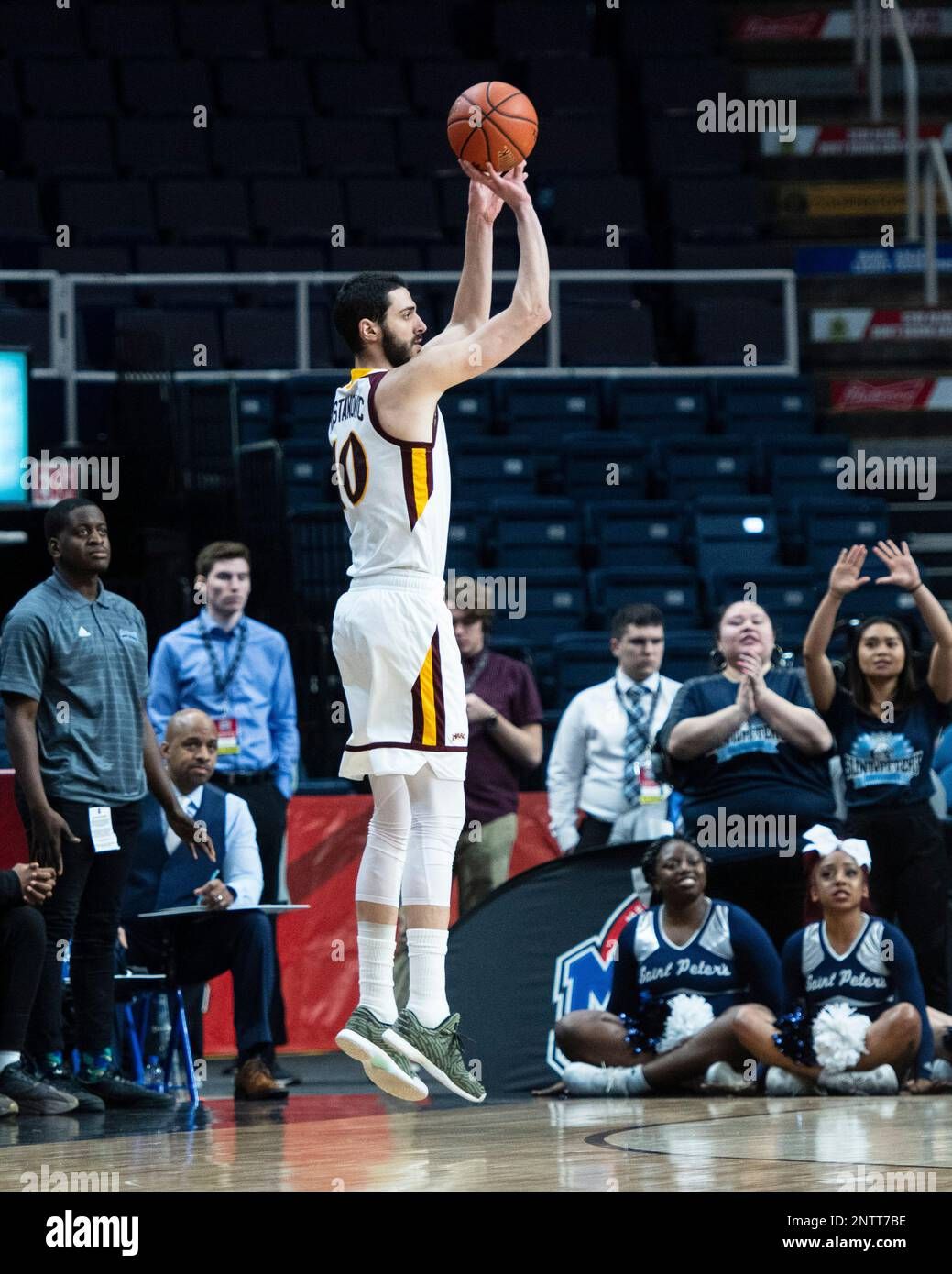 Iona Gaels vs. Saint Peter's Peacocks