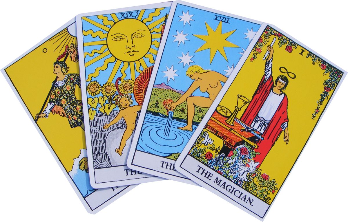 2025 Tarot Insights - Discover What Awaits in 2025