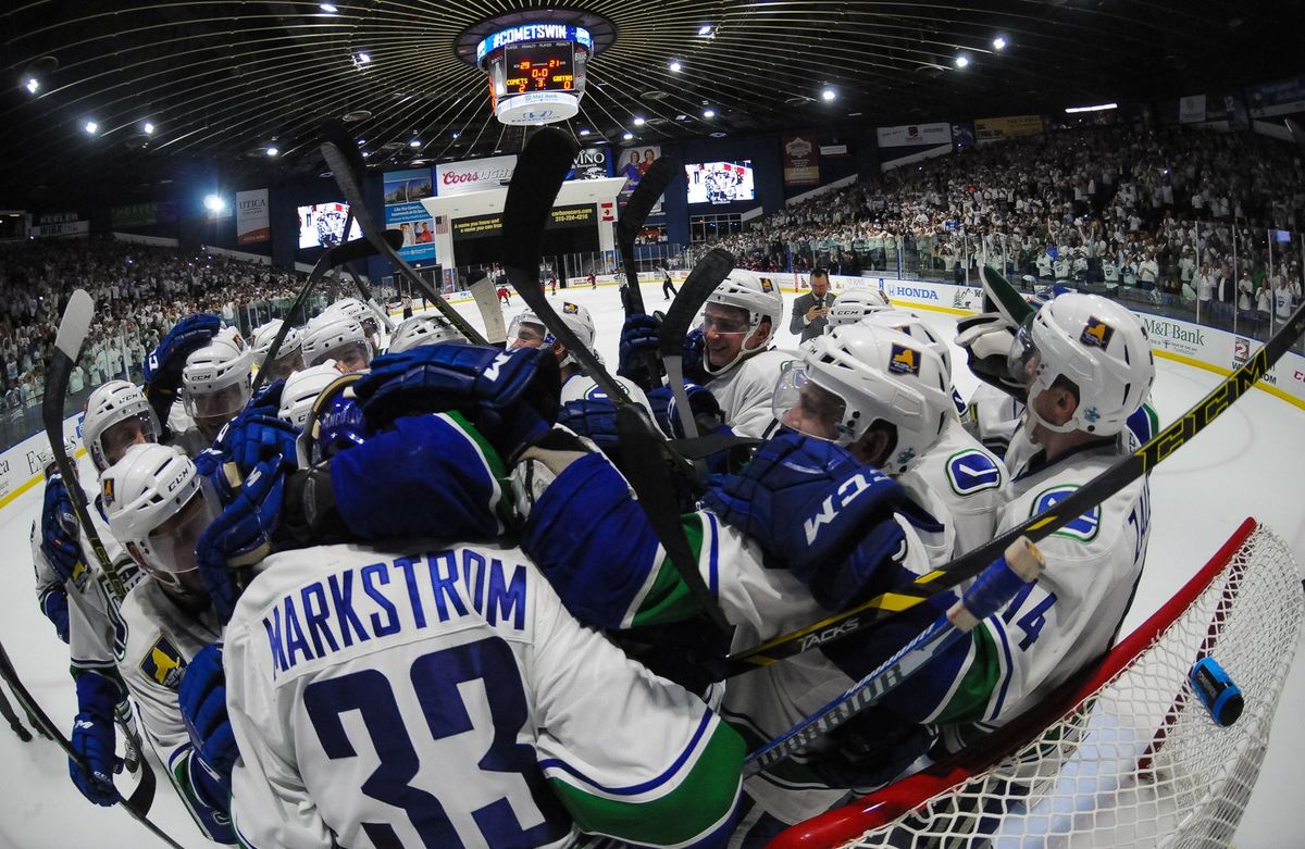 Utica Comets at Springfield Thunderbirds