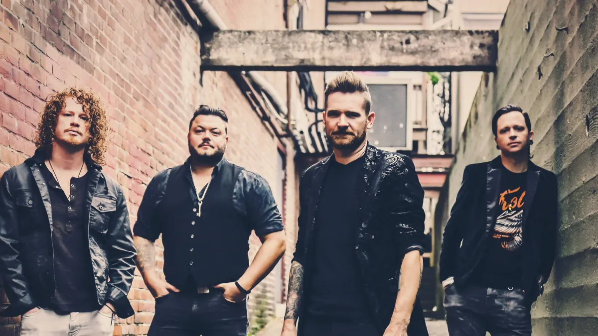 Hinder, Kingdom Collapse, Autumn Kings in Colorado Springs