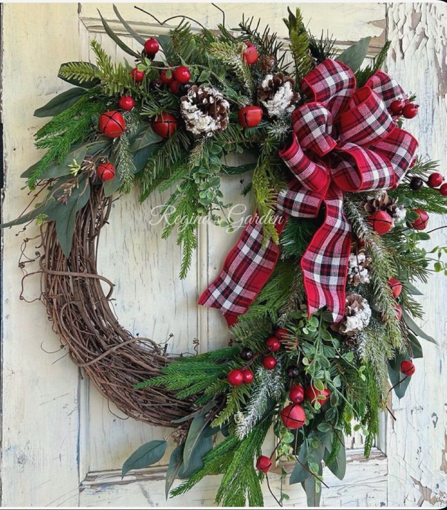 The Christmas wreath \ud83c\udf84