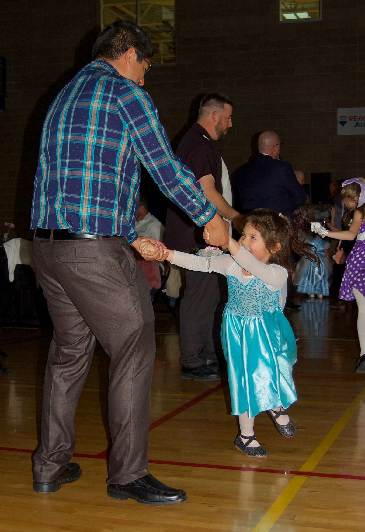 Let's Glow Crazy - Daddy Daughter Dance