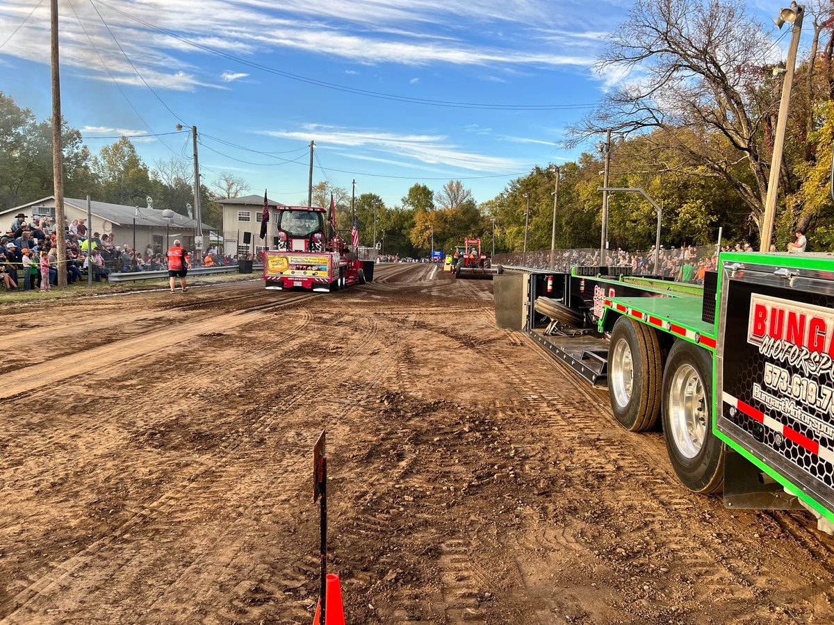 Maple Leaf Shootout Truck & Tractor Pull 