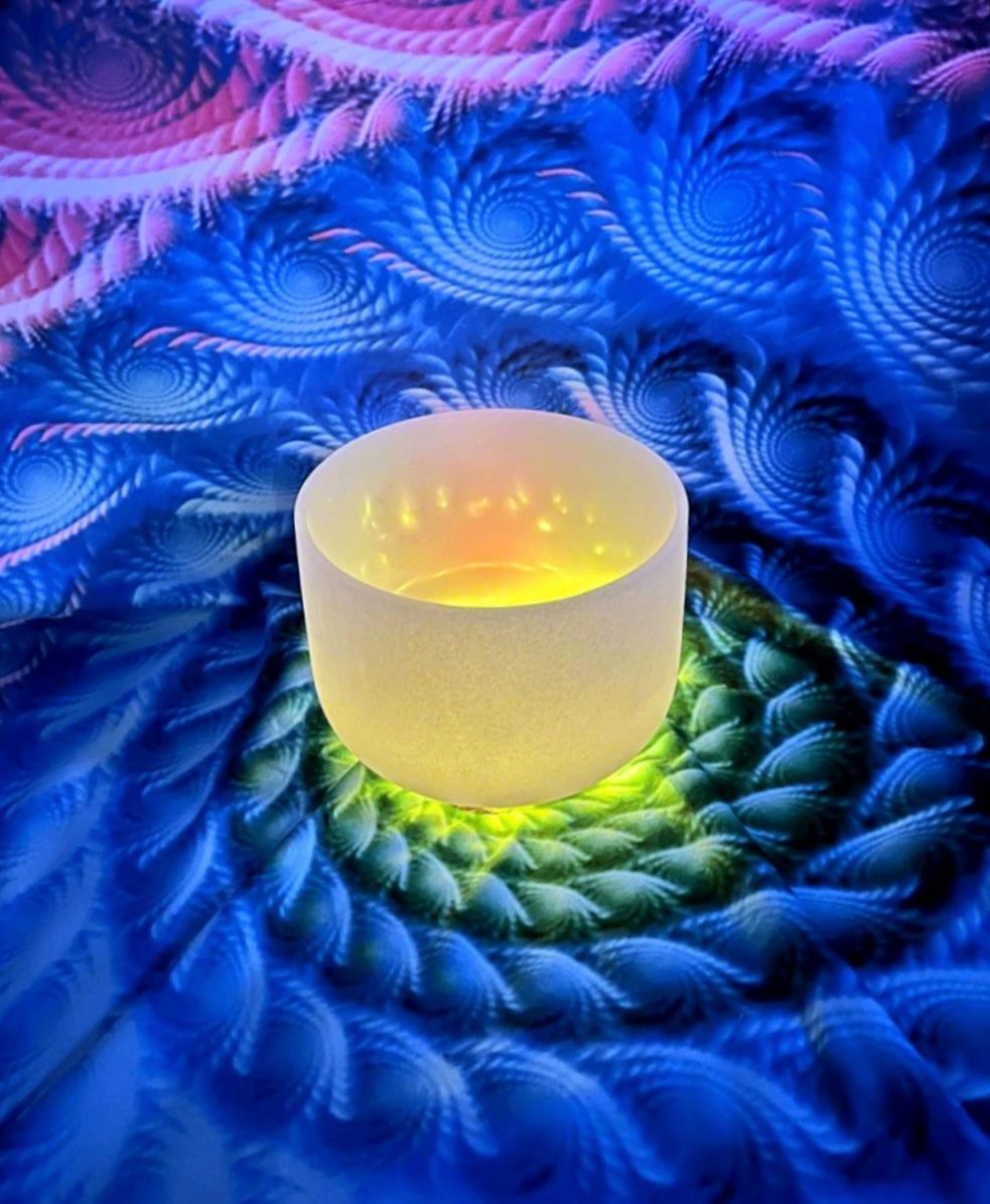  Relaxing sound bath, K\u0105piel w d\u017awi\u0119kach