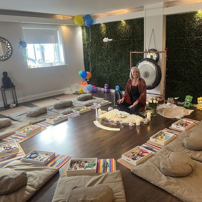 Thehealingroomwithkaren