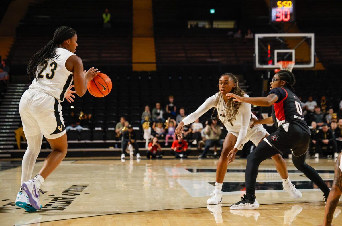 Austin Peay Governors at Vanderbilt Commodores Mens Basketball at Vanderbilt Memorial Gym