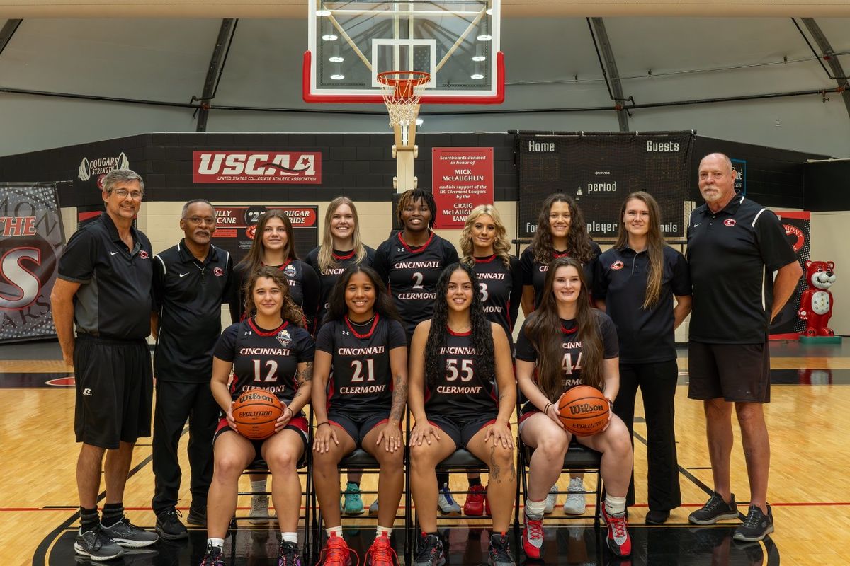 Georgetown Tigers at Cincinnati Bearcats Womens Basketball at Fifth Third Arena at Shoemaker Center