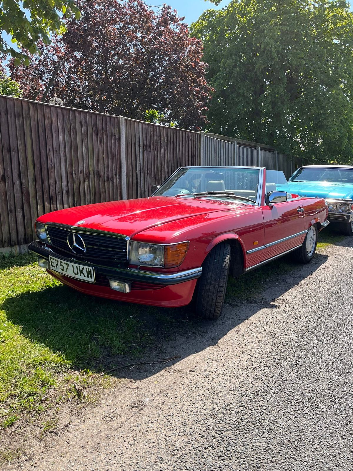 SUFFOLK CLASSIC VEHICLE CLUB @ THE QUEEN'S HEAD EARSHAM. 