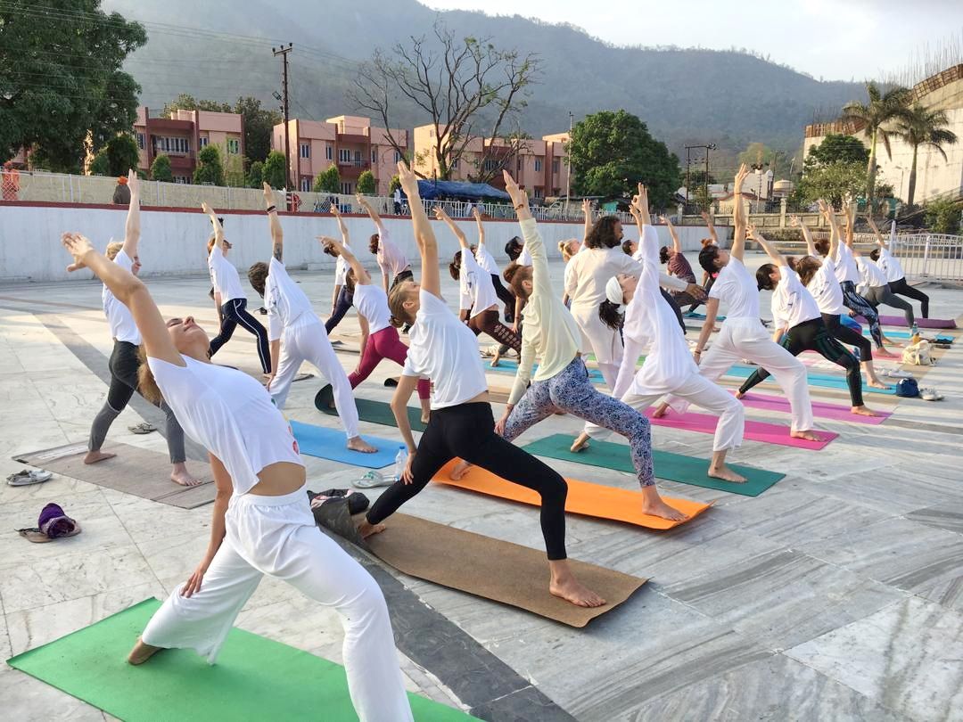 200 hour Yoga Teacher Training in Rishikesh, India