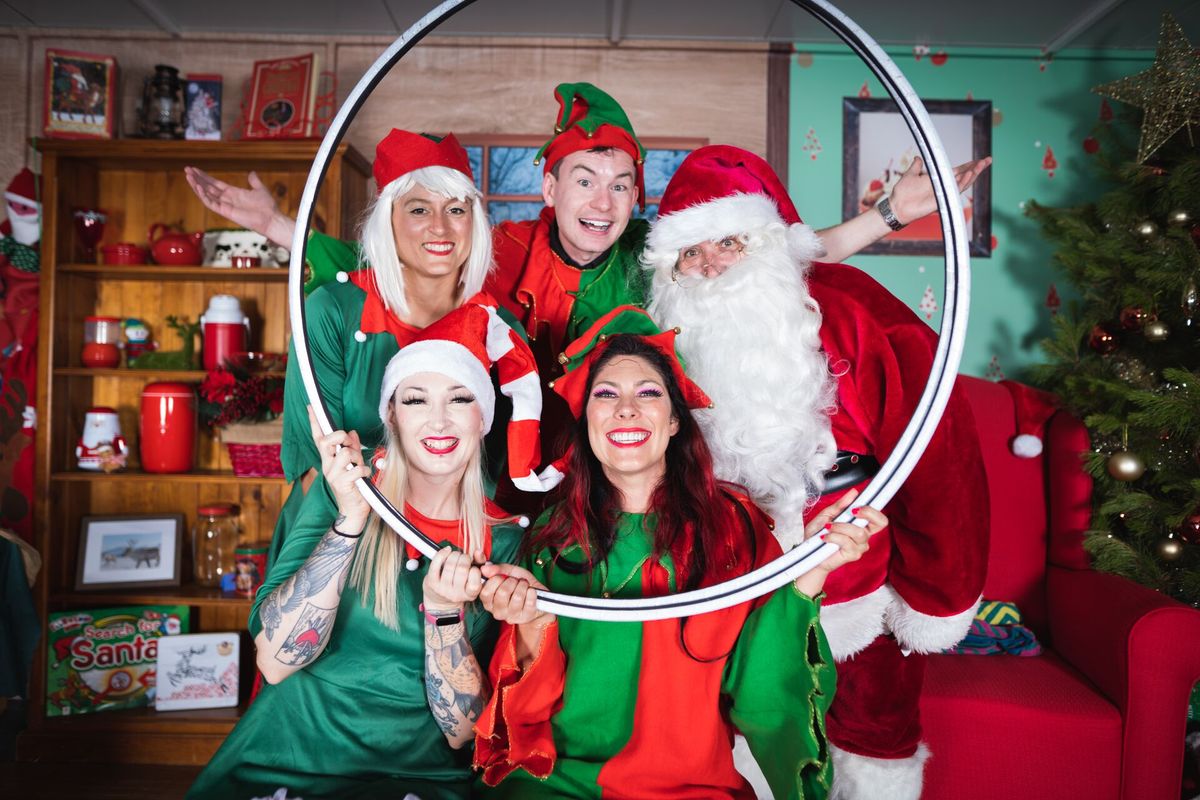 Free Santa Photos at The Levee