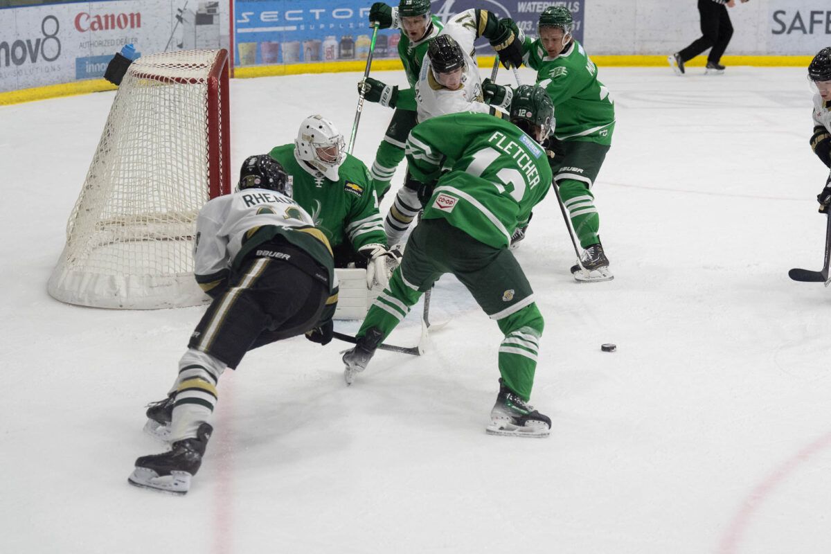 Okotoks Oilers at Cranbrook Bucks